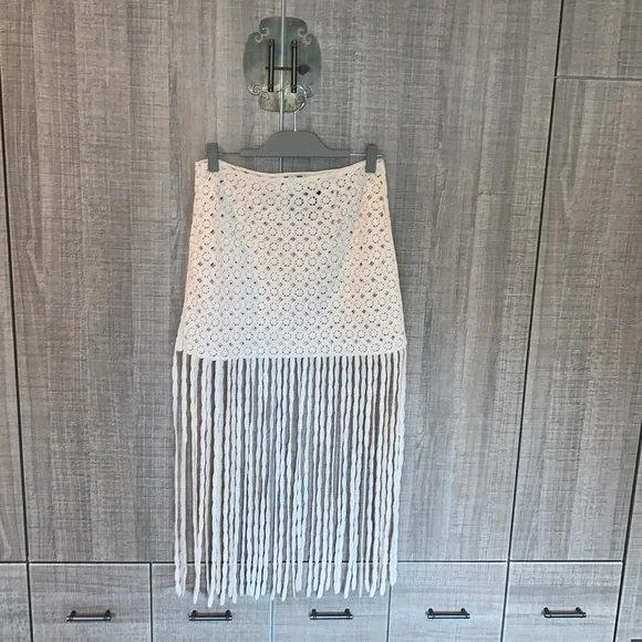 Zara Crochet Knit Fringed Skirt‎ - Picture 7 of 16